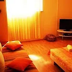 Guest House With Garden - Zuvan Split