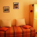 Penzion With Garden - Zuvan 3*